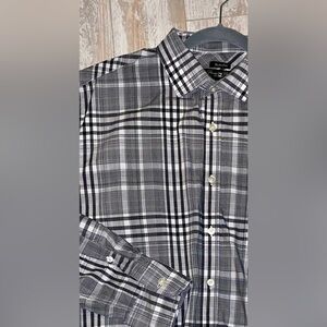 Men’s Slim Fit Button Down Size XL Condition is Incredible 100% Cotton